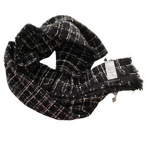 Banana Republic  Black and White Scarf OS